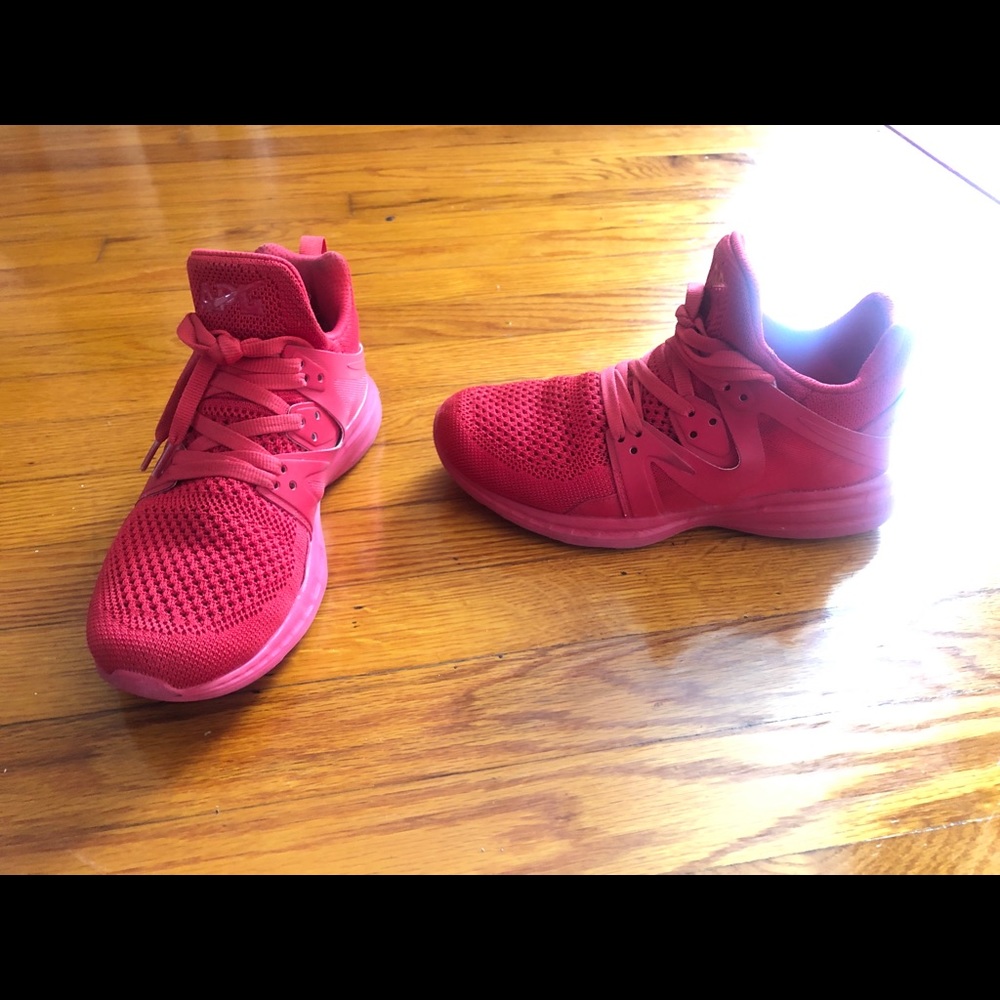 Size 7.5 Apl